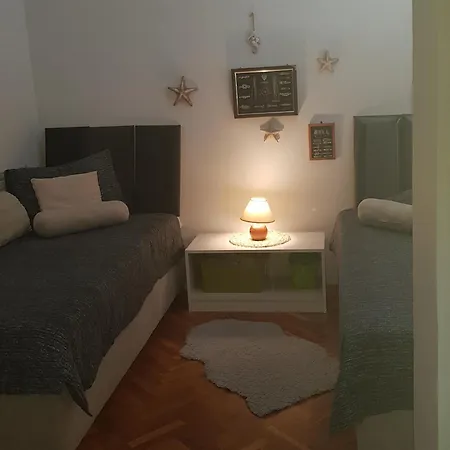 דירה Jadranovo Ferienhaus יאדראנובו